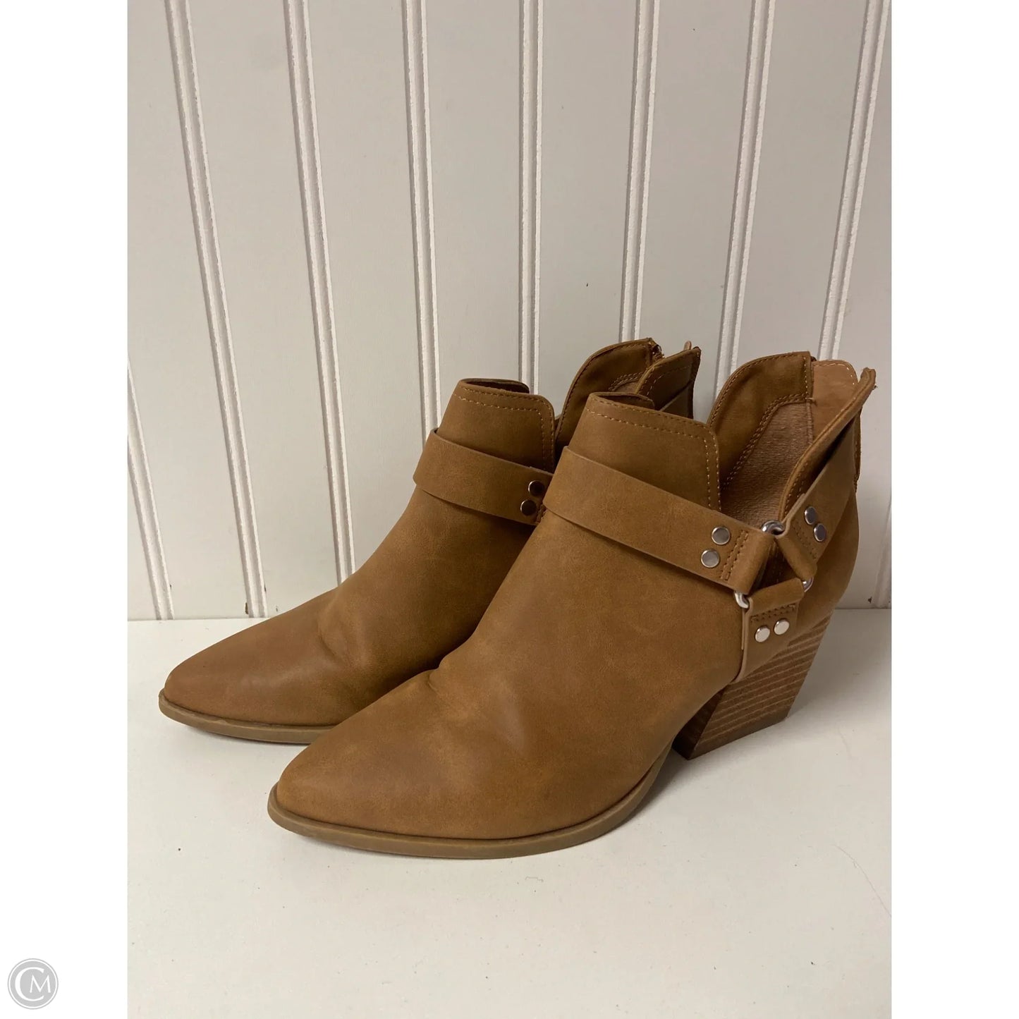 Boots Ankle Heels By Dolce Vita In Brown, Size: 7