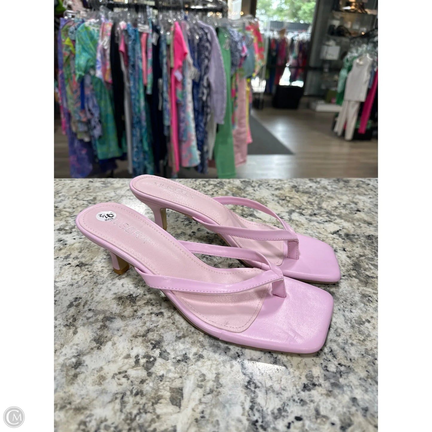 Sandals Heels Kitten By Clothes Mentor In Pink, Size: 9.5