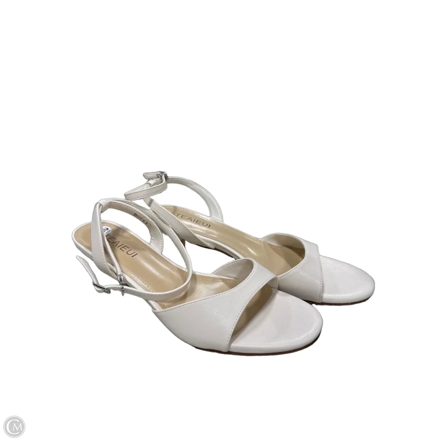 Sandals Heels Kitten By Clothes Mentor In Cream, Size: 9.5
