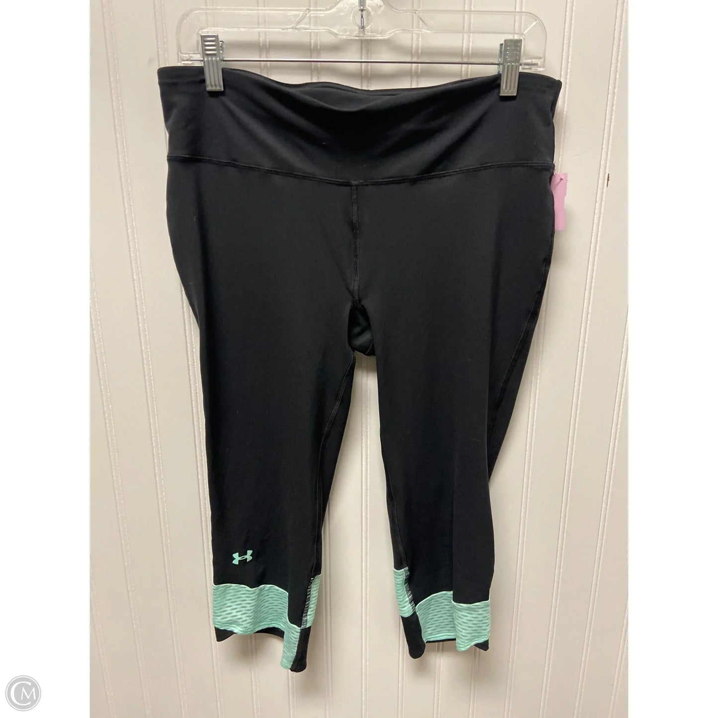 Athletic Capris By Under Armour In Black, Size: L