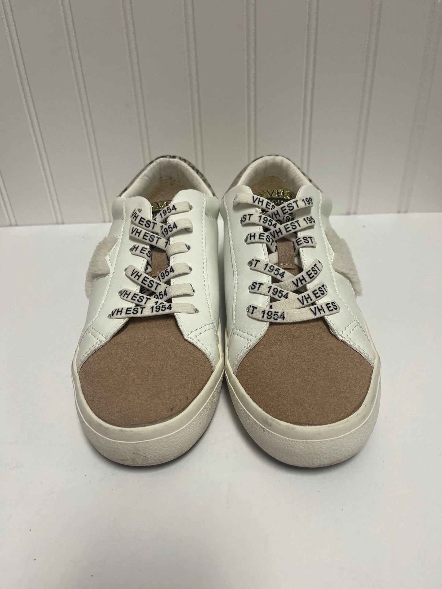 Shoes Sneakers By Vintage Havana  Size: 6