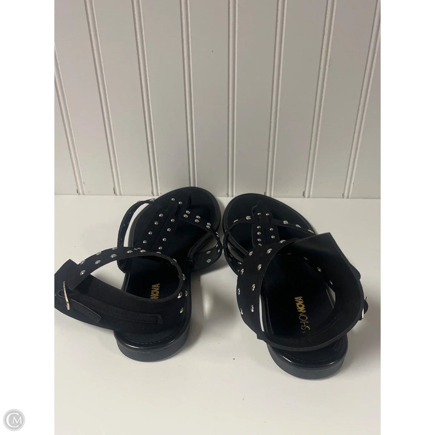 Sandals Flats By Fashion Nova In Black, Size: 9