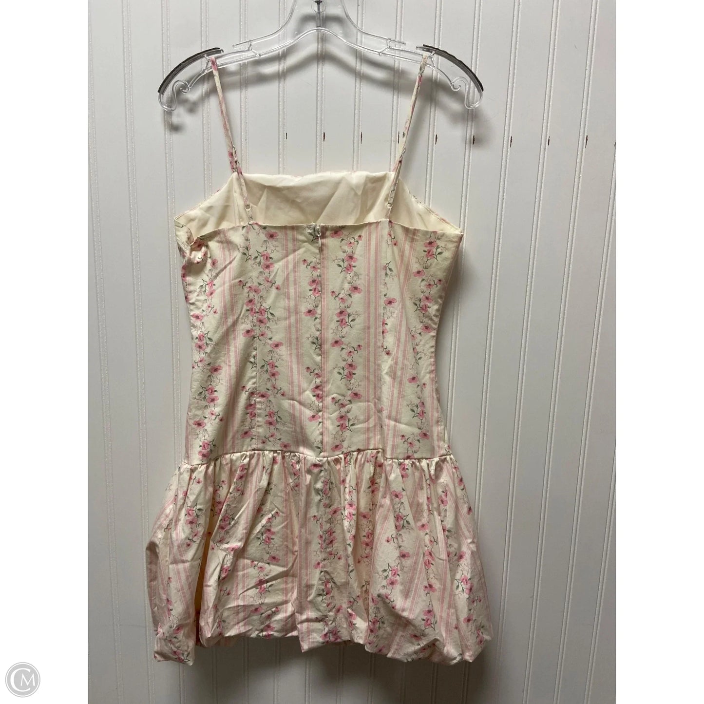 Dress Casual Short By Clothes Mentor In Pink, Size: M