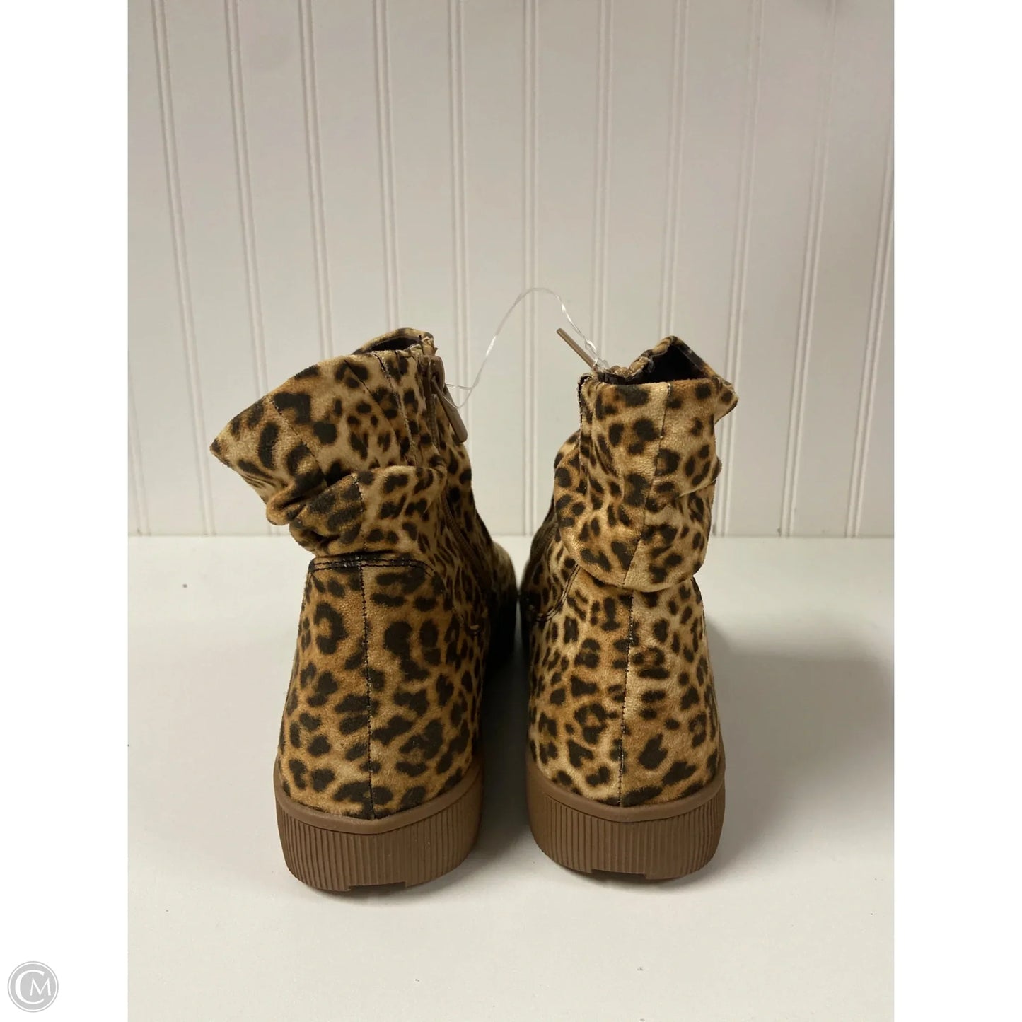 Boots Ankle Flats By Impo In Animal Print, Size: 8.5