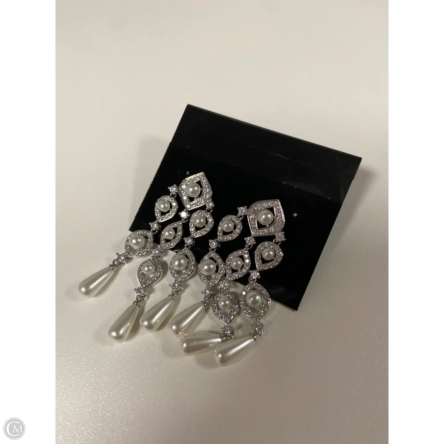 Earrings Statement By Clothes Mentor, Size: 1