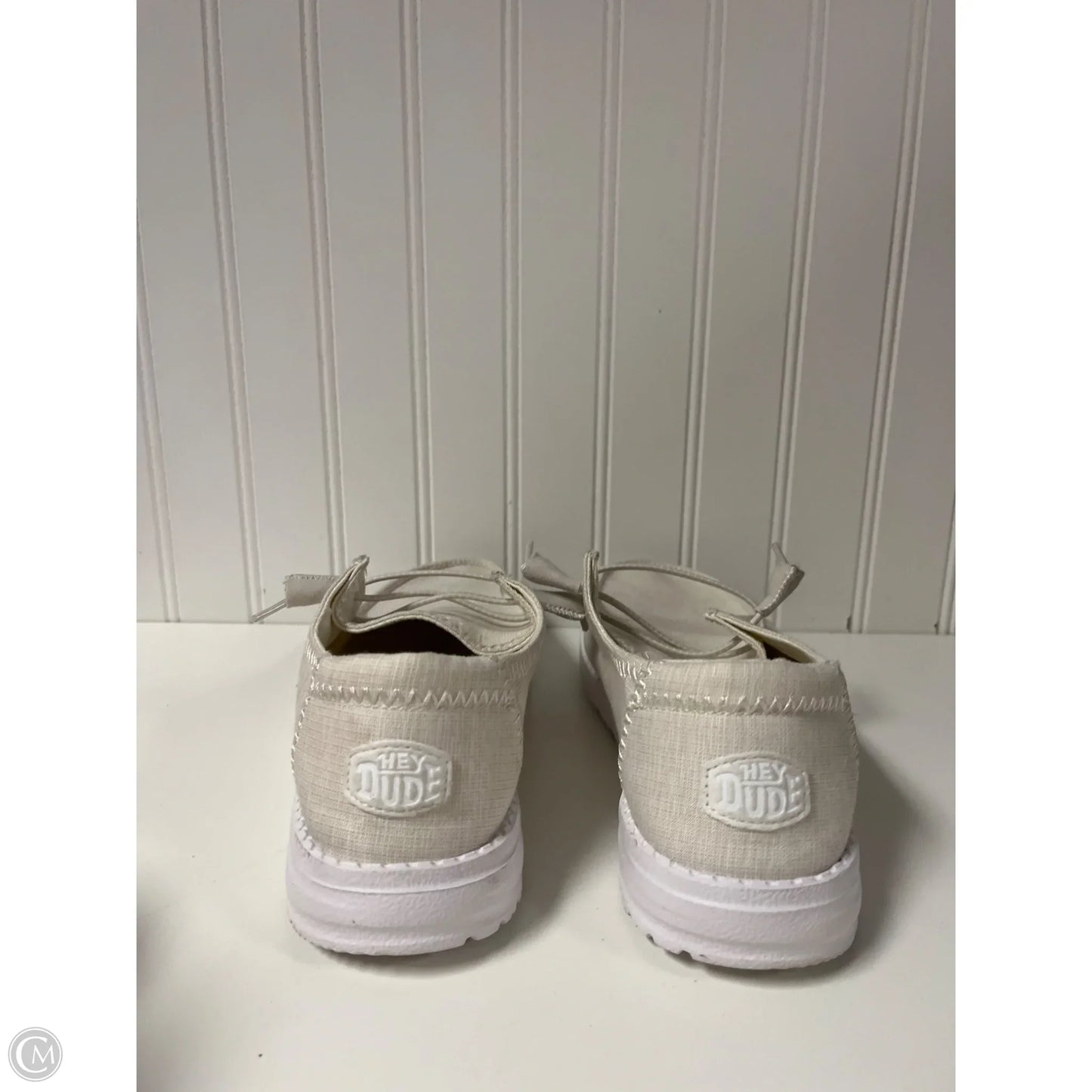 Shoes Flats By Hey Dude In Beige, Size: 8