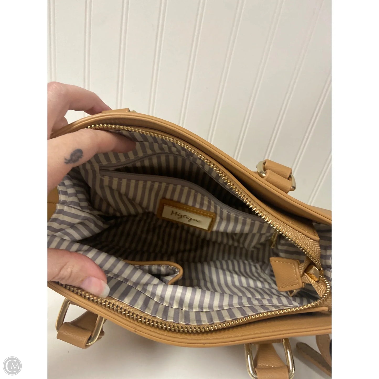 Crossbody Designer By Kate Spade, Size: Medium