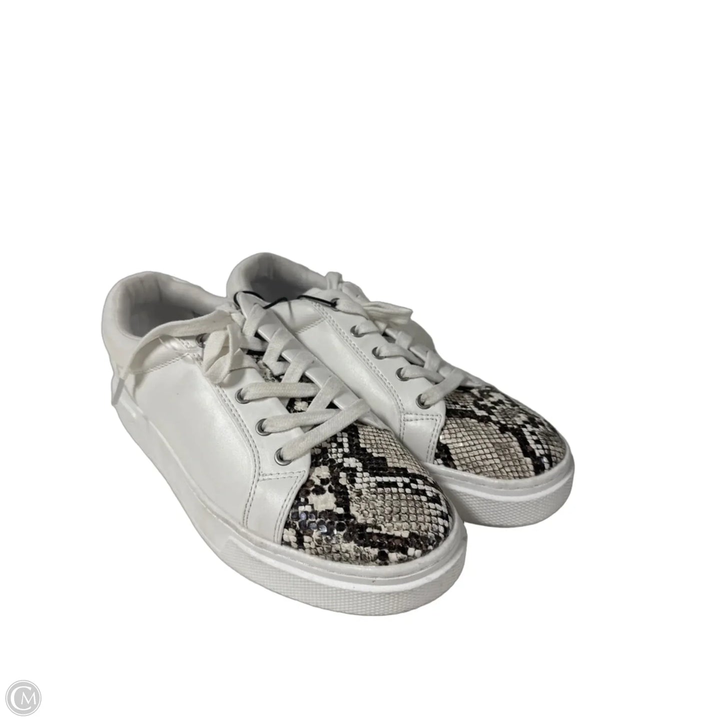 Shoes Sneakers By Arizona In White, Size: 8