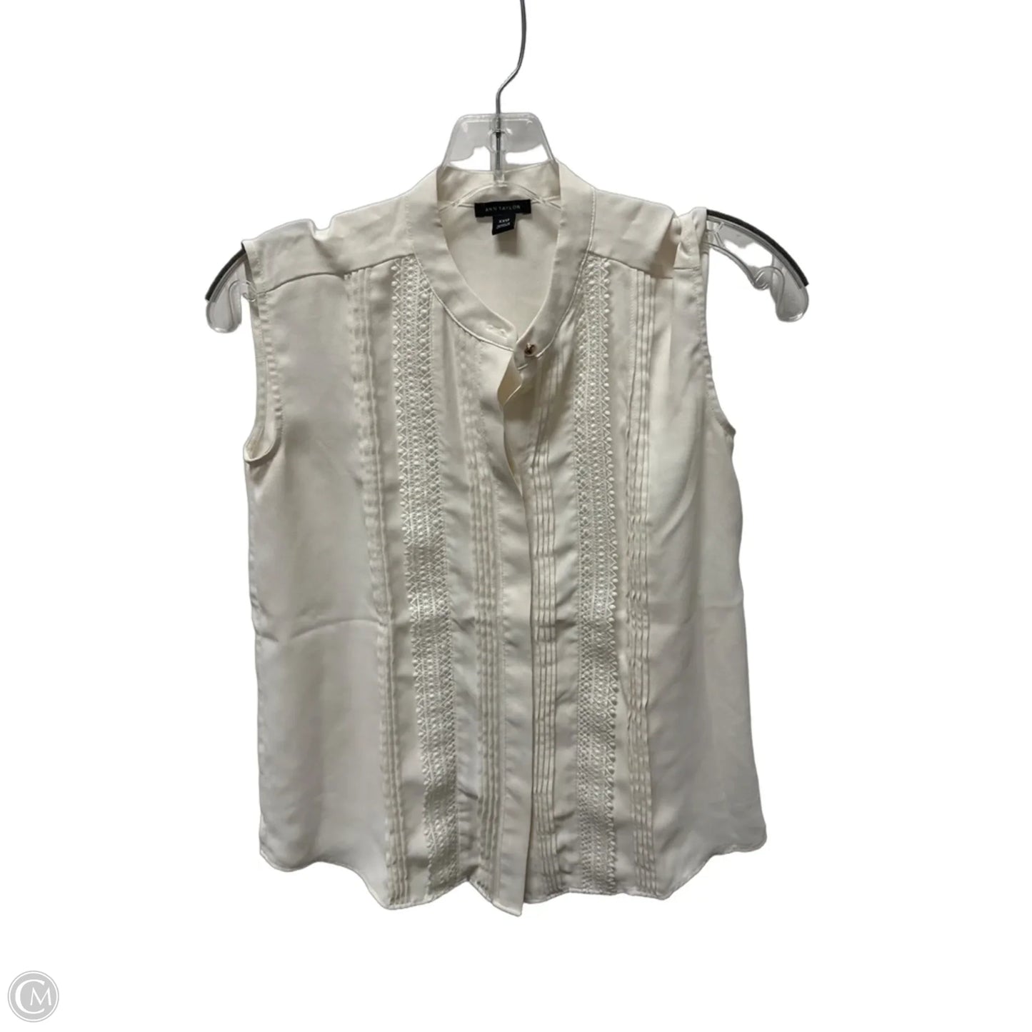 Top Sleeveless By Ann Taylor In Cream, Size: Xsp