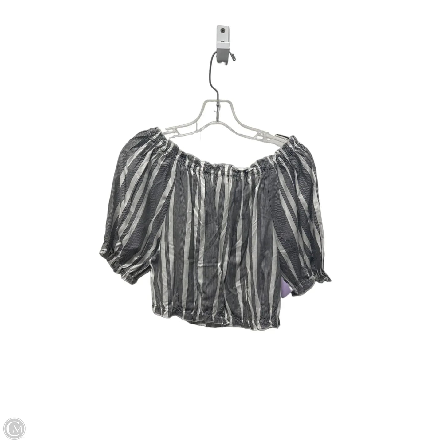 Top Short Sleeve By Clothes Mentor In Striped Pattern, Size: Lp