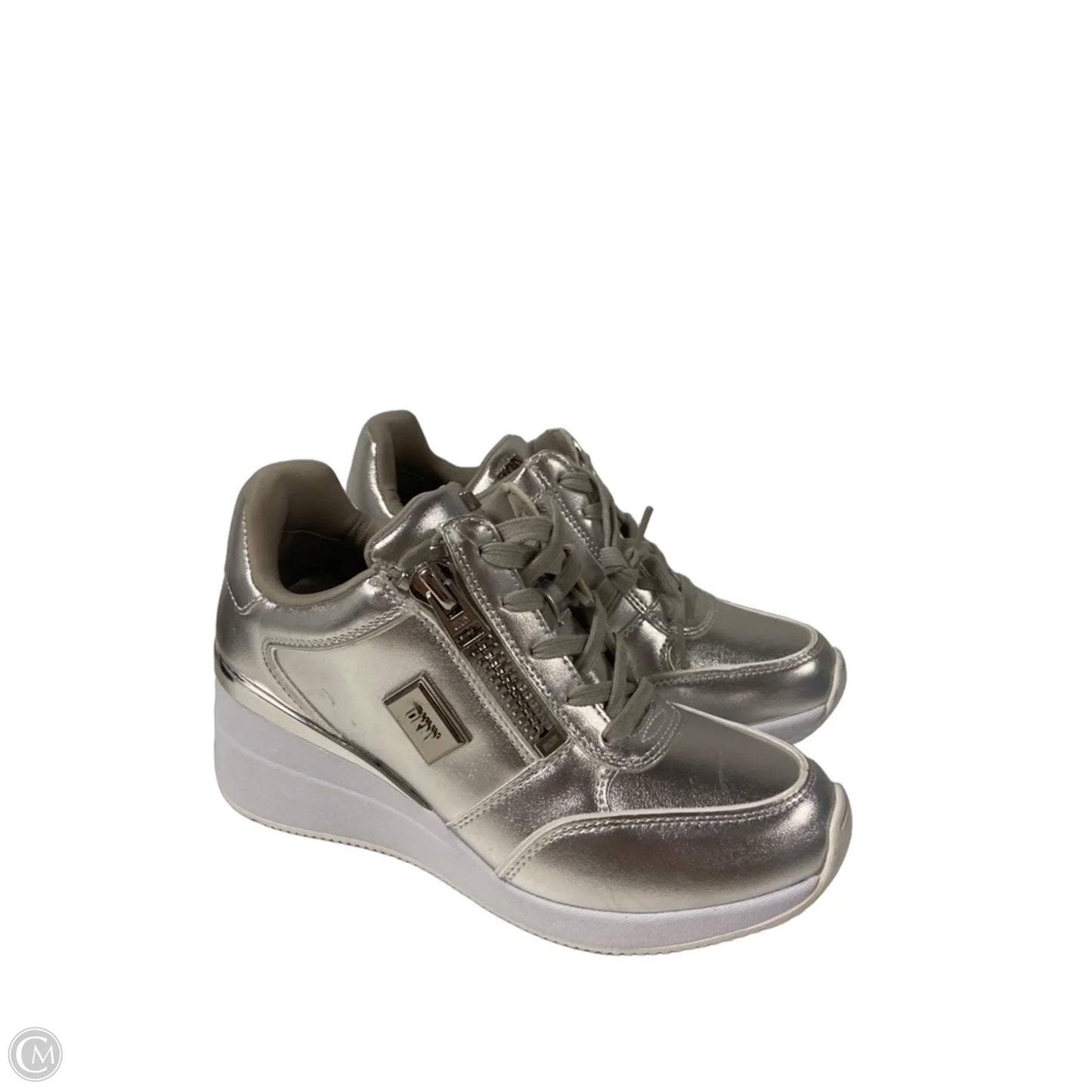 Shoes Sneakers By Dkny In Silver, Size: 8