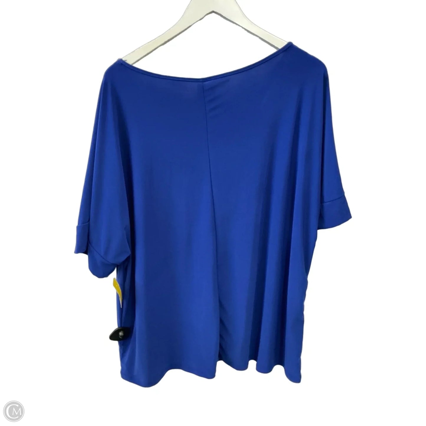 Top Short Sleeve By Dear Scarlett In Blue, Size: 2x