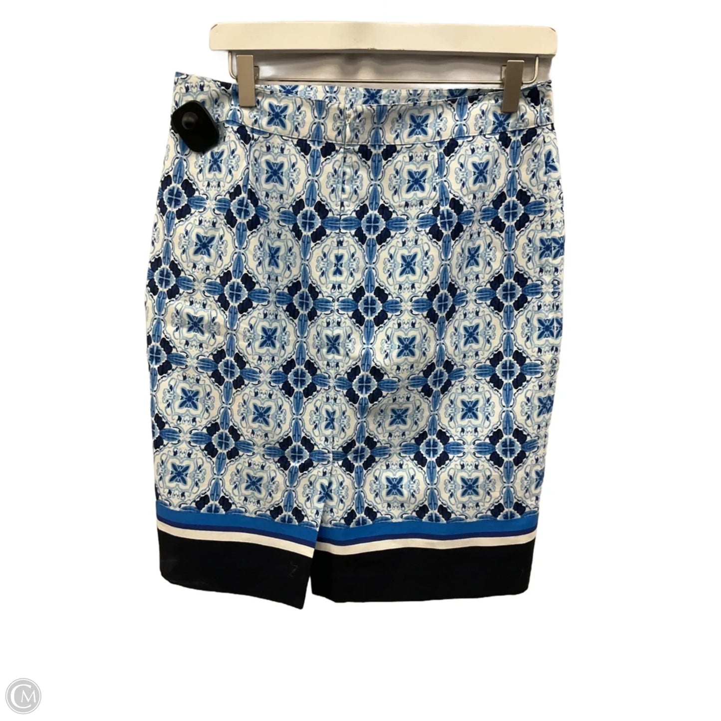 Skirt Mini & Short By Van Heusen In Blue & White, Size: 6