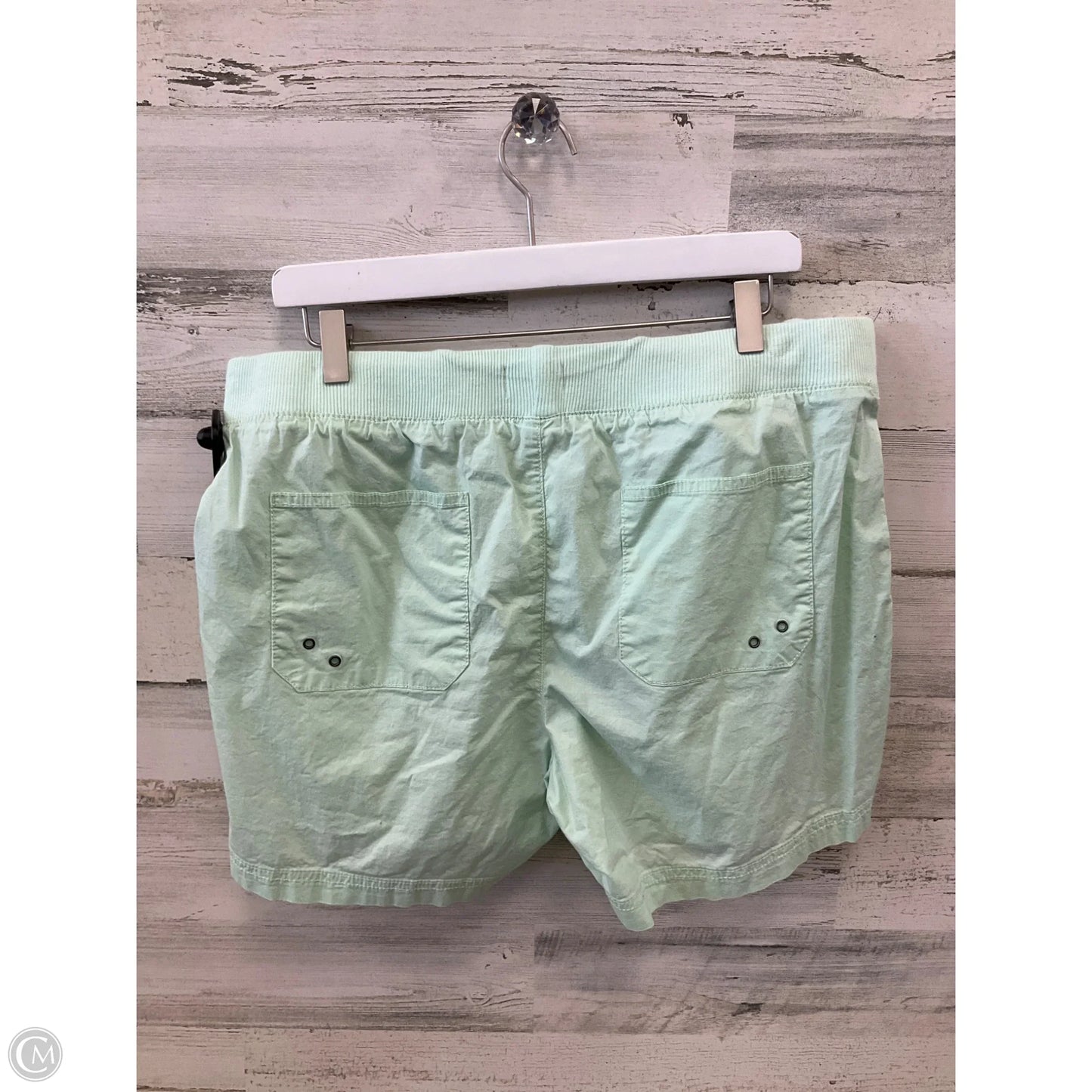 Shorts By Clothes Mentor In Green, Size: 12