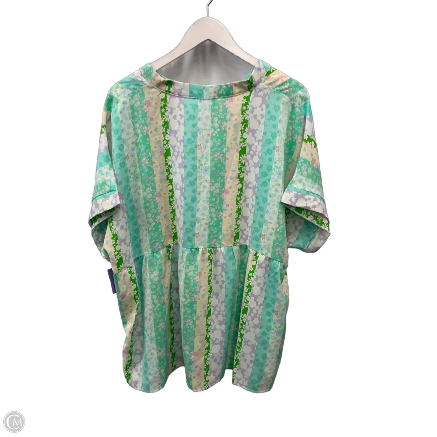 Top Short Sleeve By Emily Wonder In Floral Print, Size: 1x