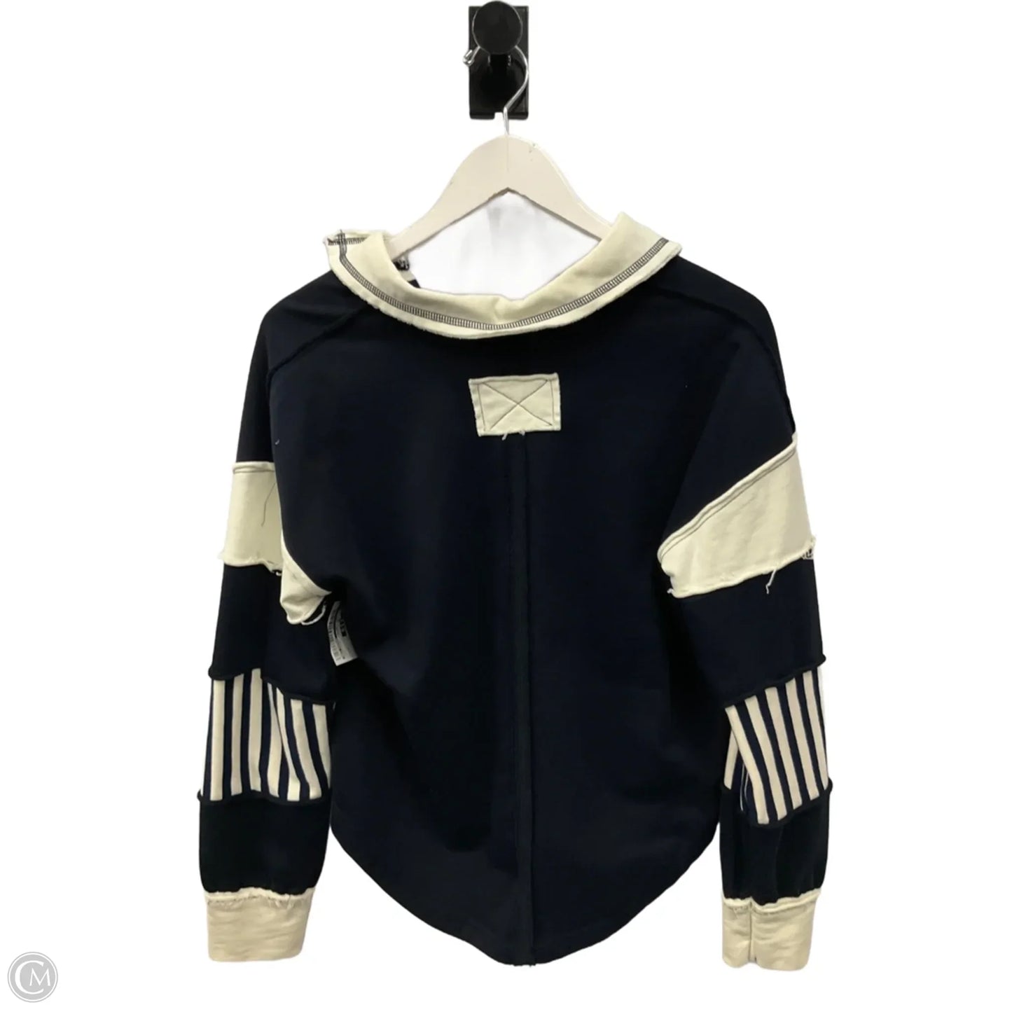 Sweatshirt Collar By Blu Pepper In Navy, Size: M