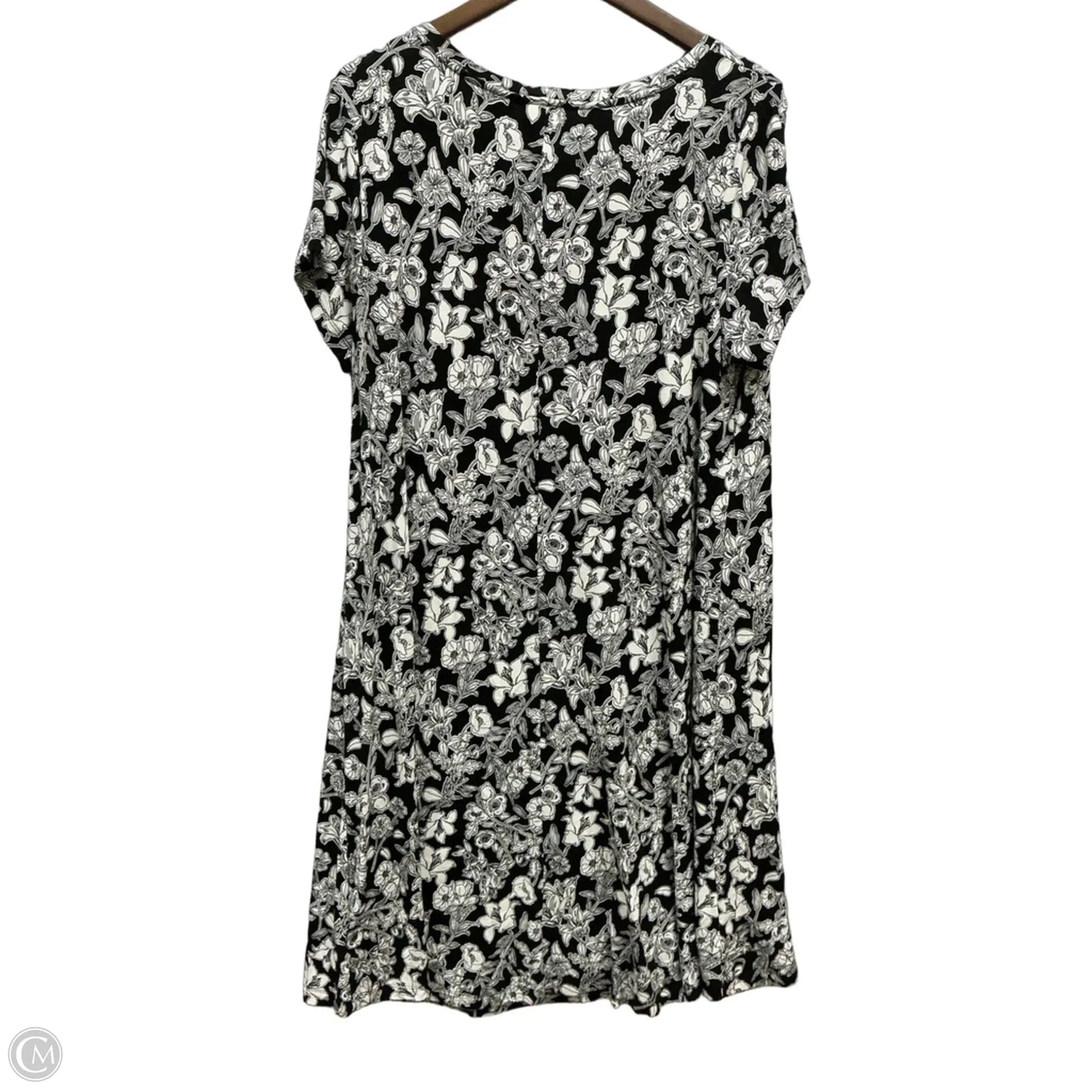 Dress Casual Short By Cynthia Rowley In Black & White, Size: 1x