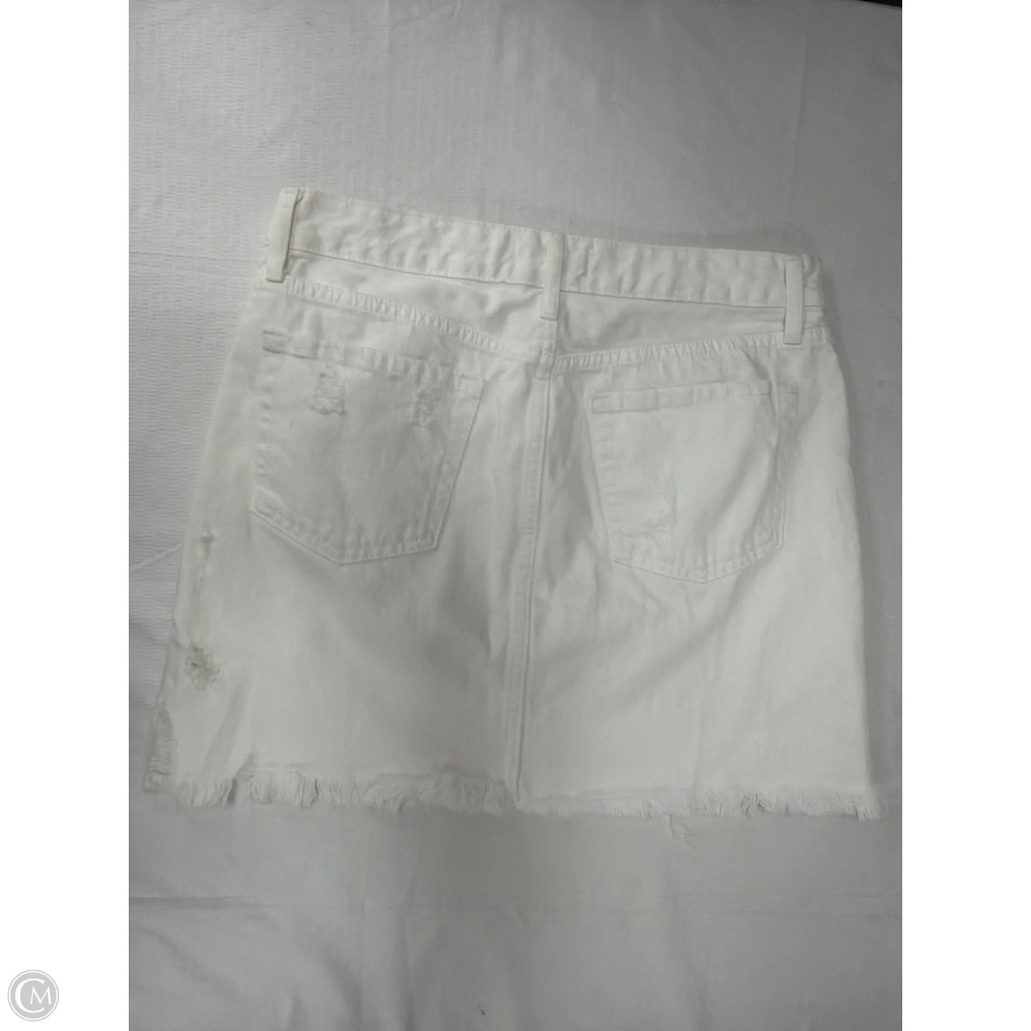 Skirt Mini & Short By Clothes Mentor In White, Size: L
