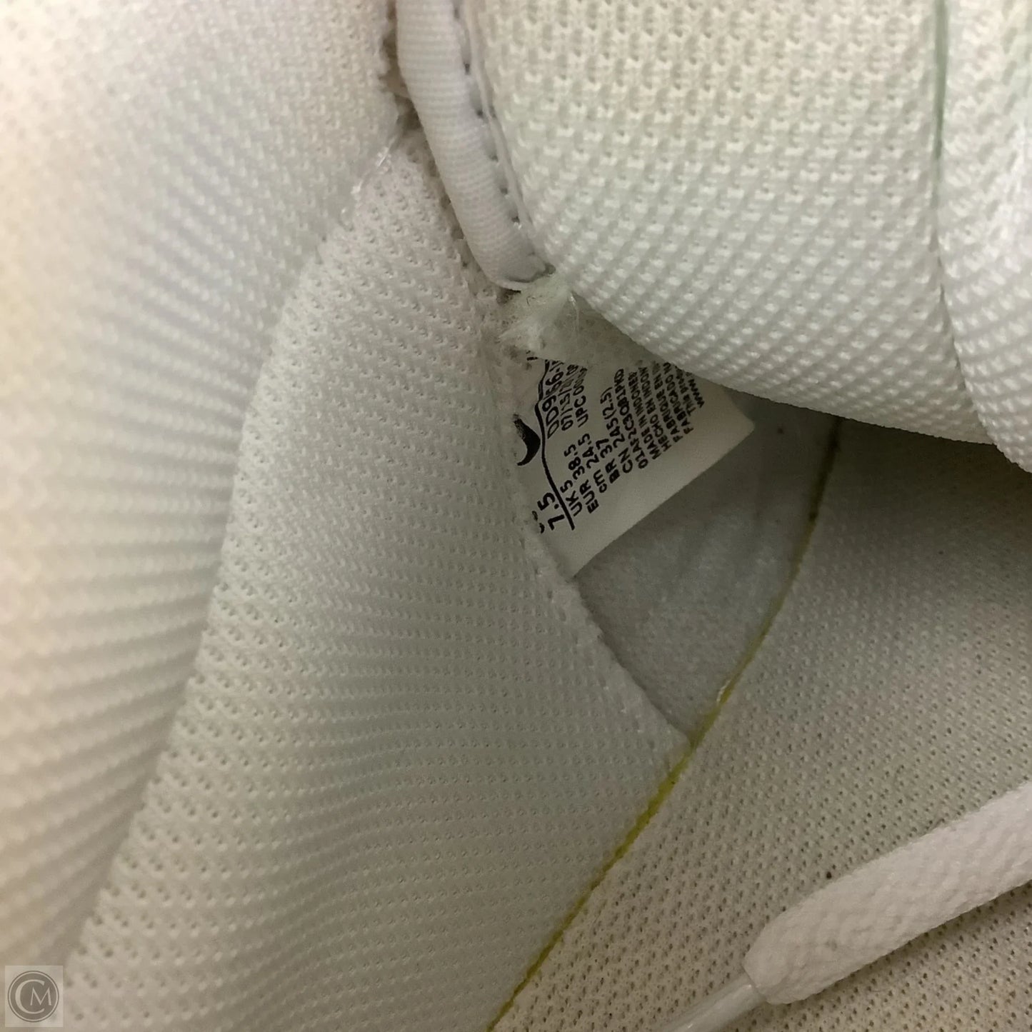 Shoes Sneakers By Nike In White, Size: 7.5