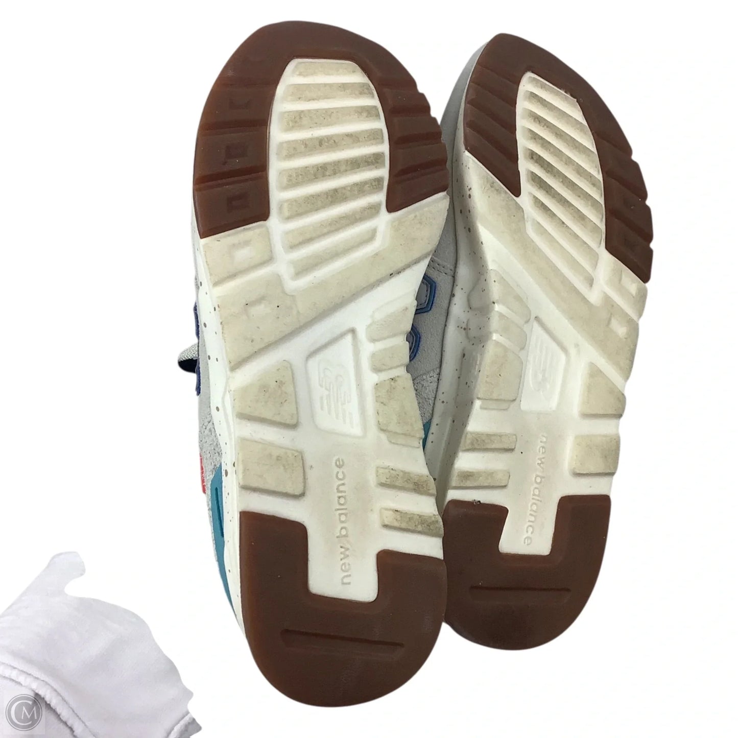 Shoes Sneakers By New Balance In White, Size: 6