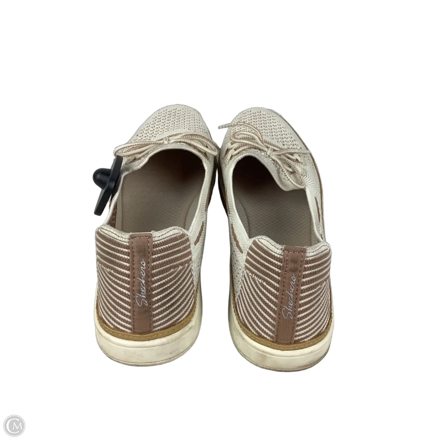 Shoes Flats By Skechers In Cream, Size: 9