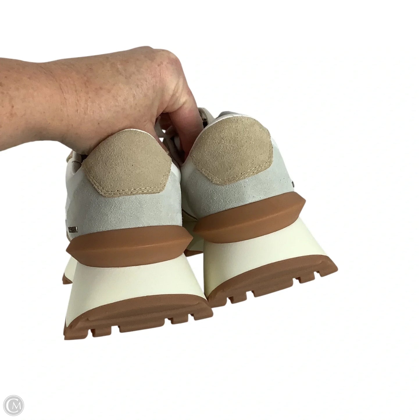 Shoes Sneakers By Vintage Havana In Cream & Tan, Size: 7