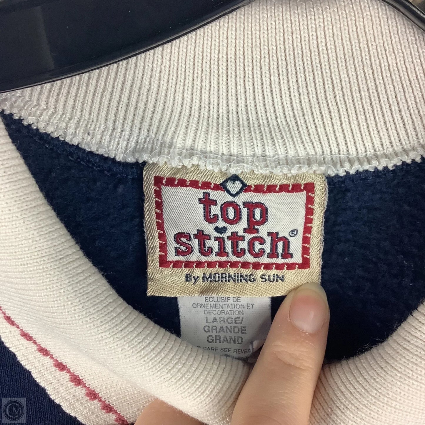 Sweatshirt Collar By Clothes Mentor In Navy, Size: L