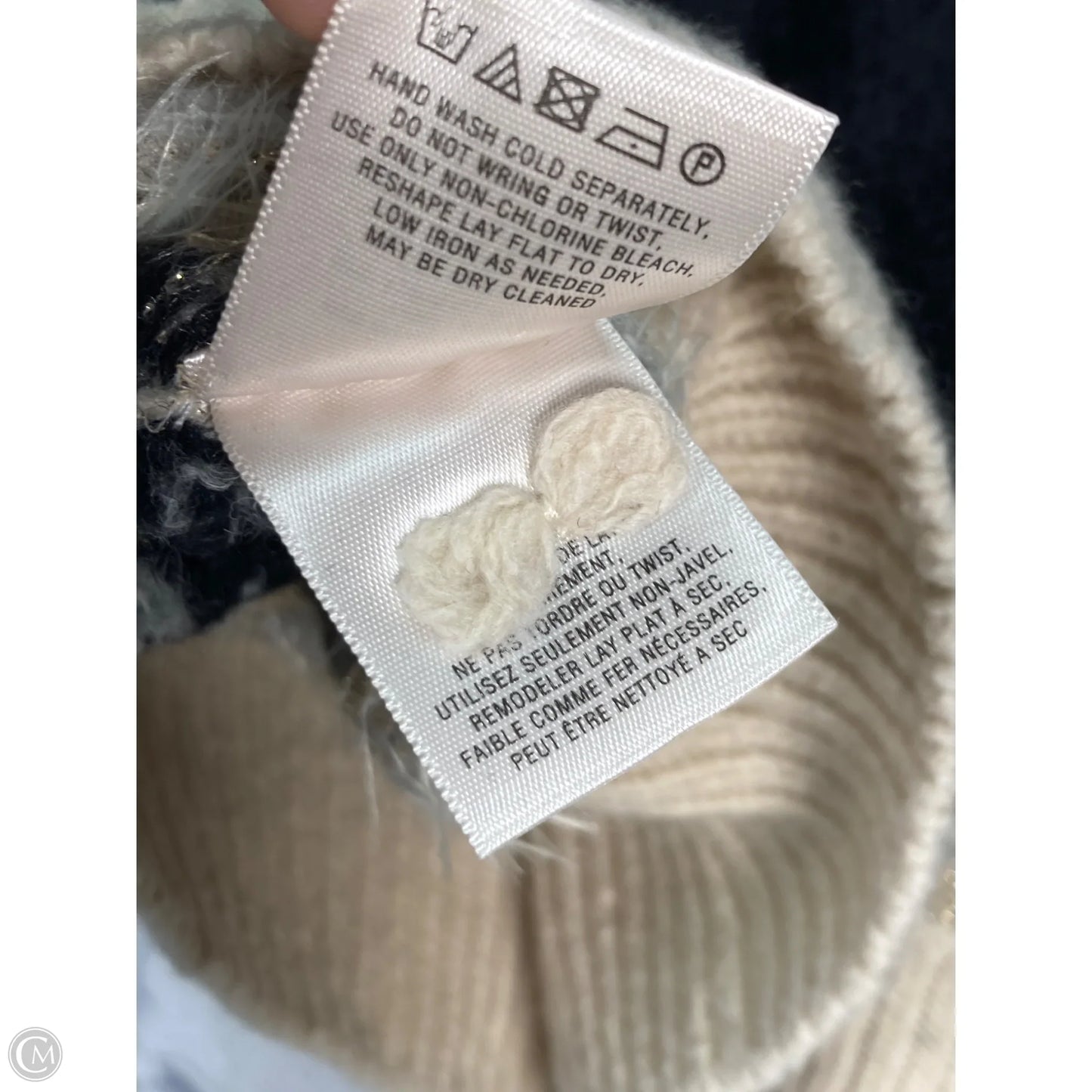 Sweater By Sleeping On Snow In Black & Cream, Size: L