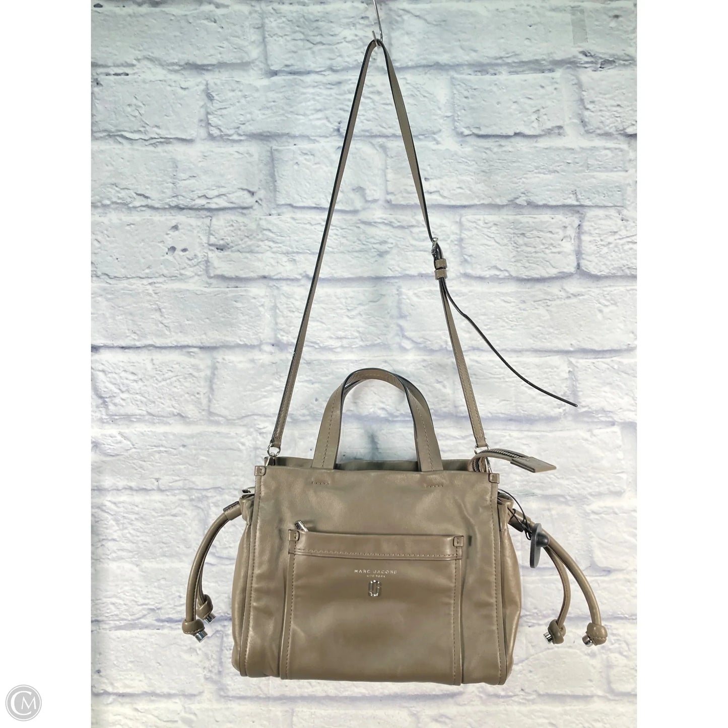 Crossbody Luxury Designer By Marc Jacobs, Size: Large