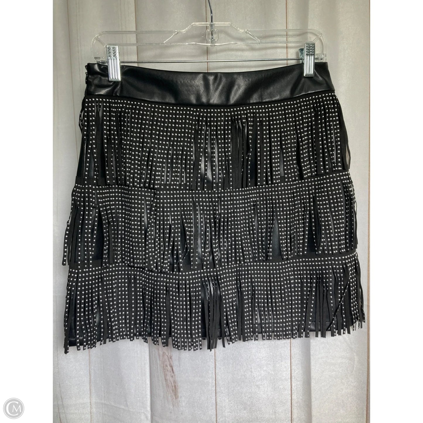 Skirt Mini & Short By Baevely In Black, Size: 8