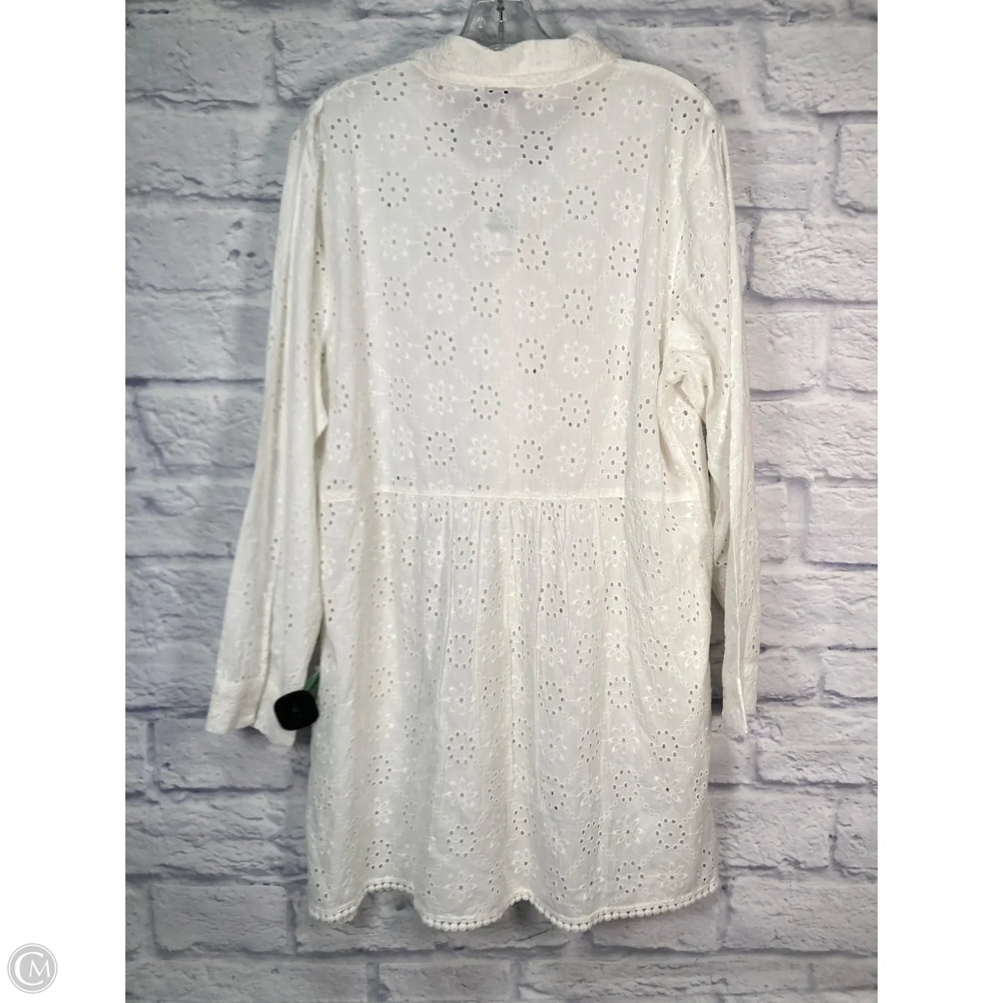 Dress Casual Short By Tommy Bahama In White, Size: L