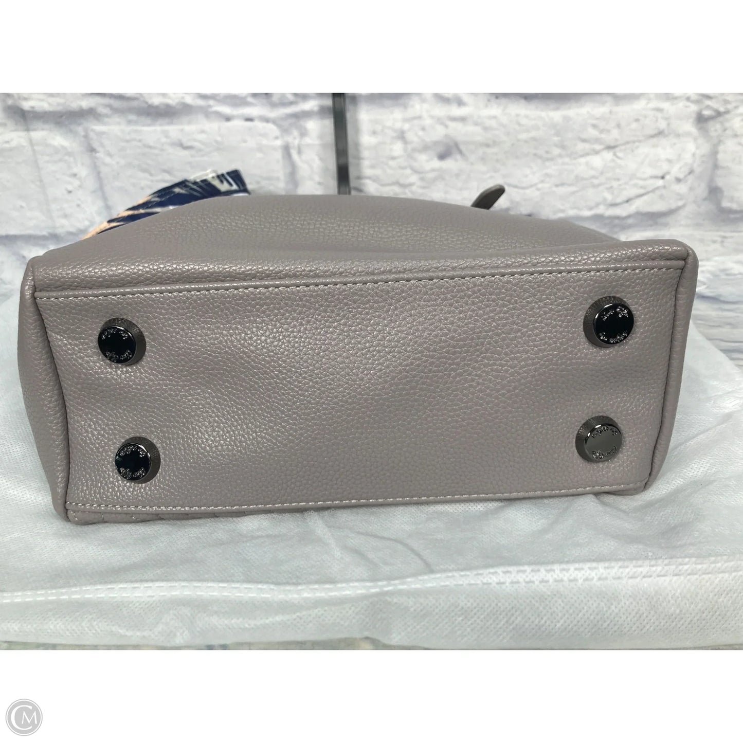 Handbag By Lug, Size: Medium