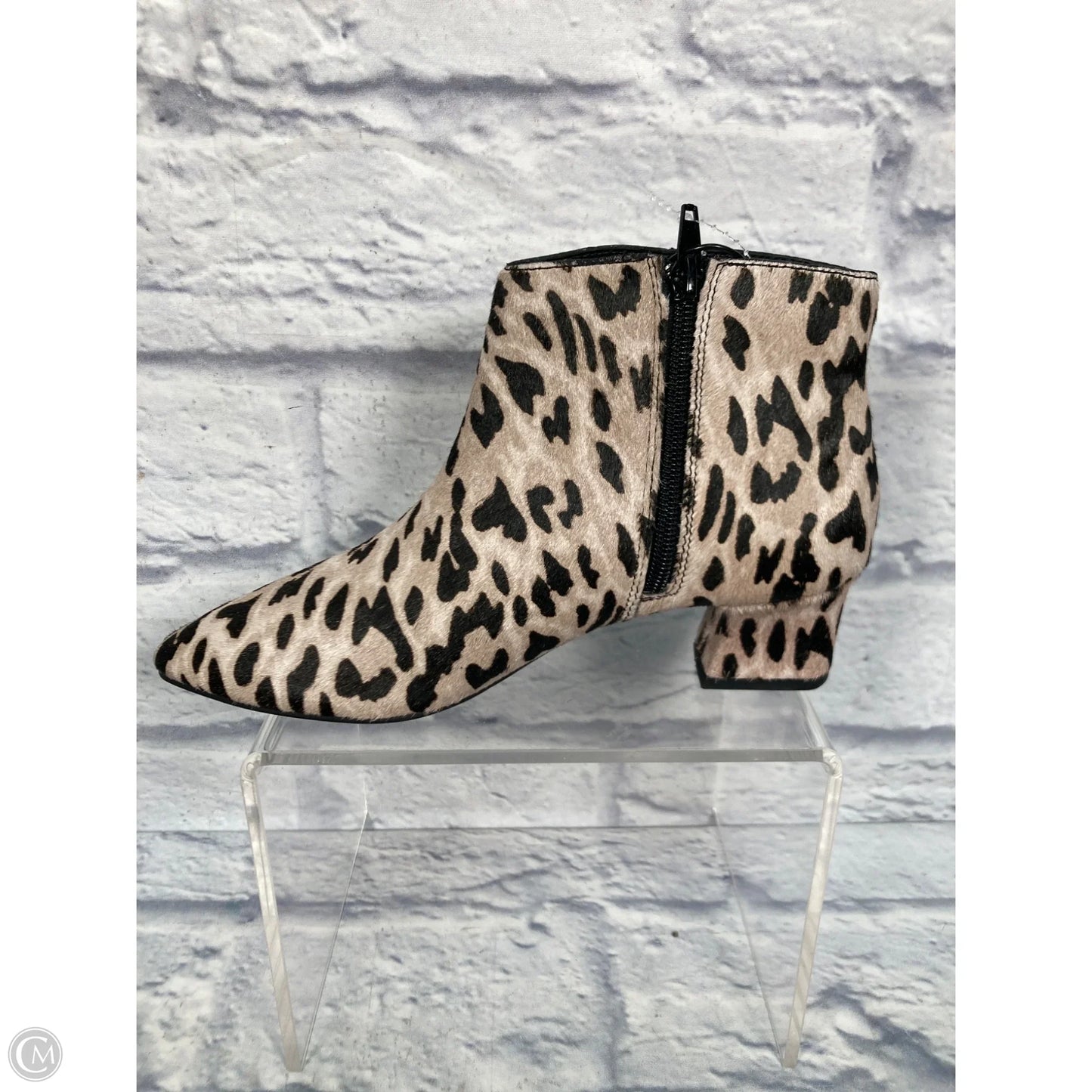 Boots Ankle Heels By Clothes Mentor In Animal Print, Size: 7