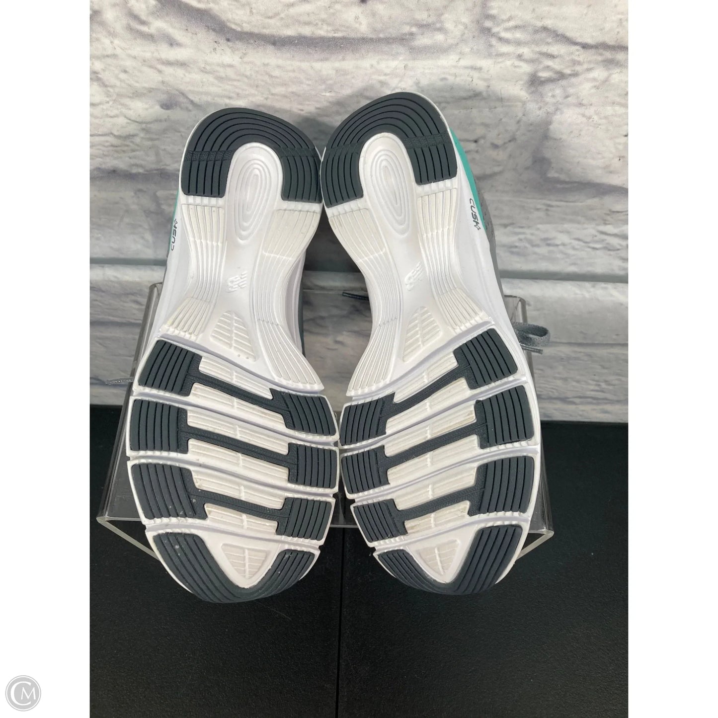 Shoes Athletic By New Balance In Grey, Size: 7