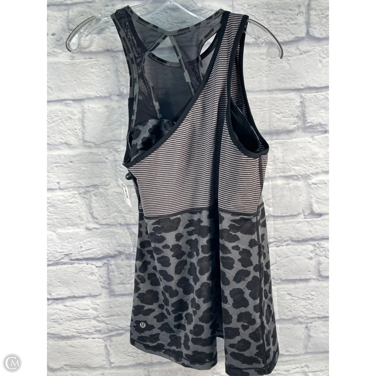 Athletic Tank Top By Lululemon In Striped Pattern, Size: M