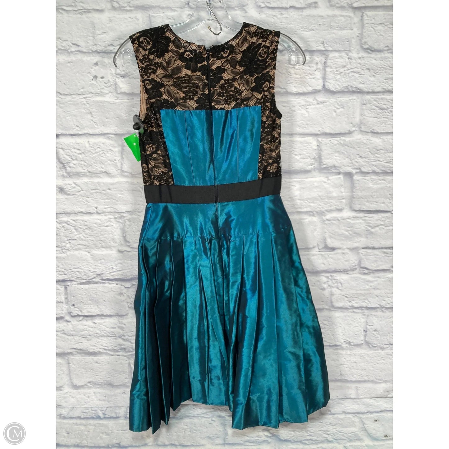 Dress Party Short By Carmen Marc Valvo In Black & Blue, Size: Xs