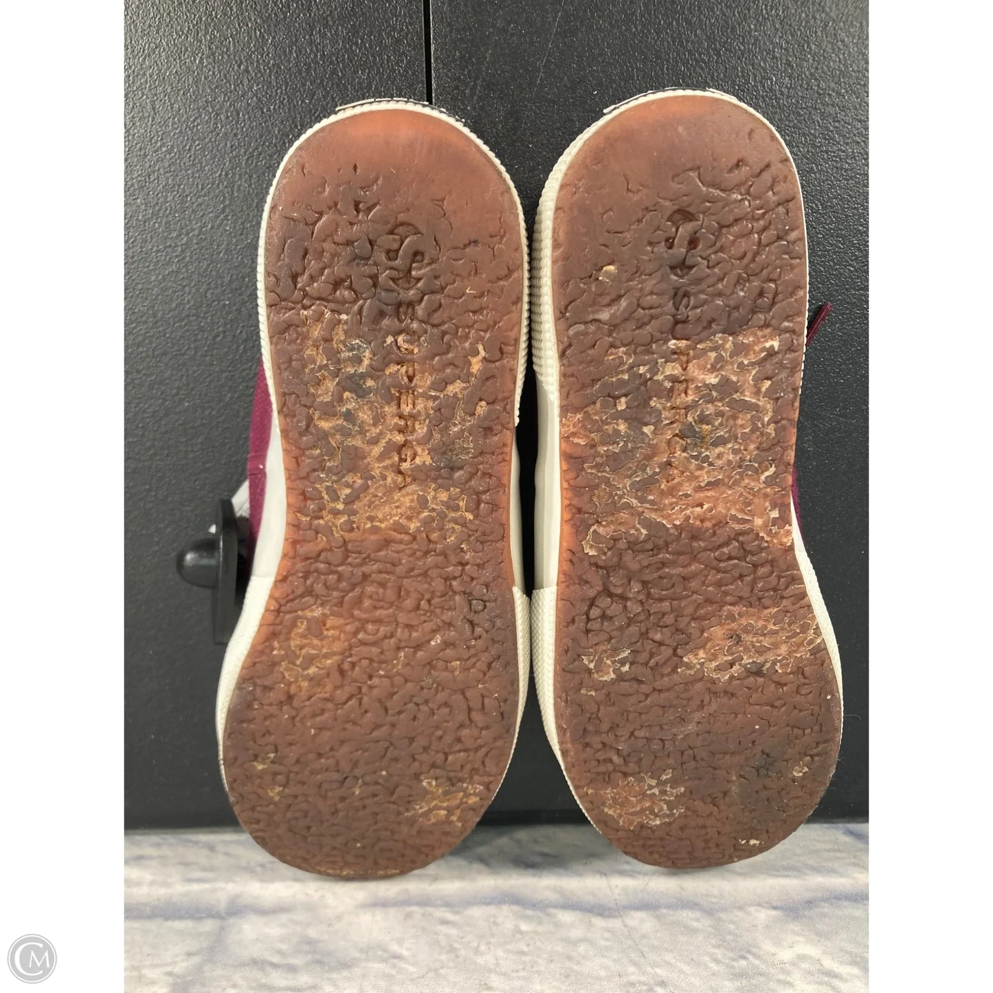 Shoes Sneakers By Superga In Maroon, Size: 6