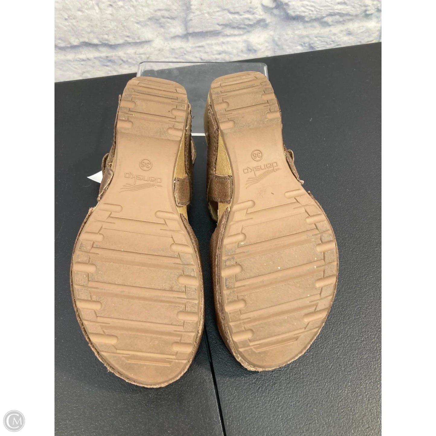 Shoes Heels Wedge By Dansko In Brown, Size: 6