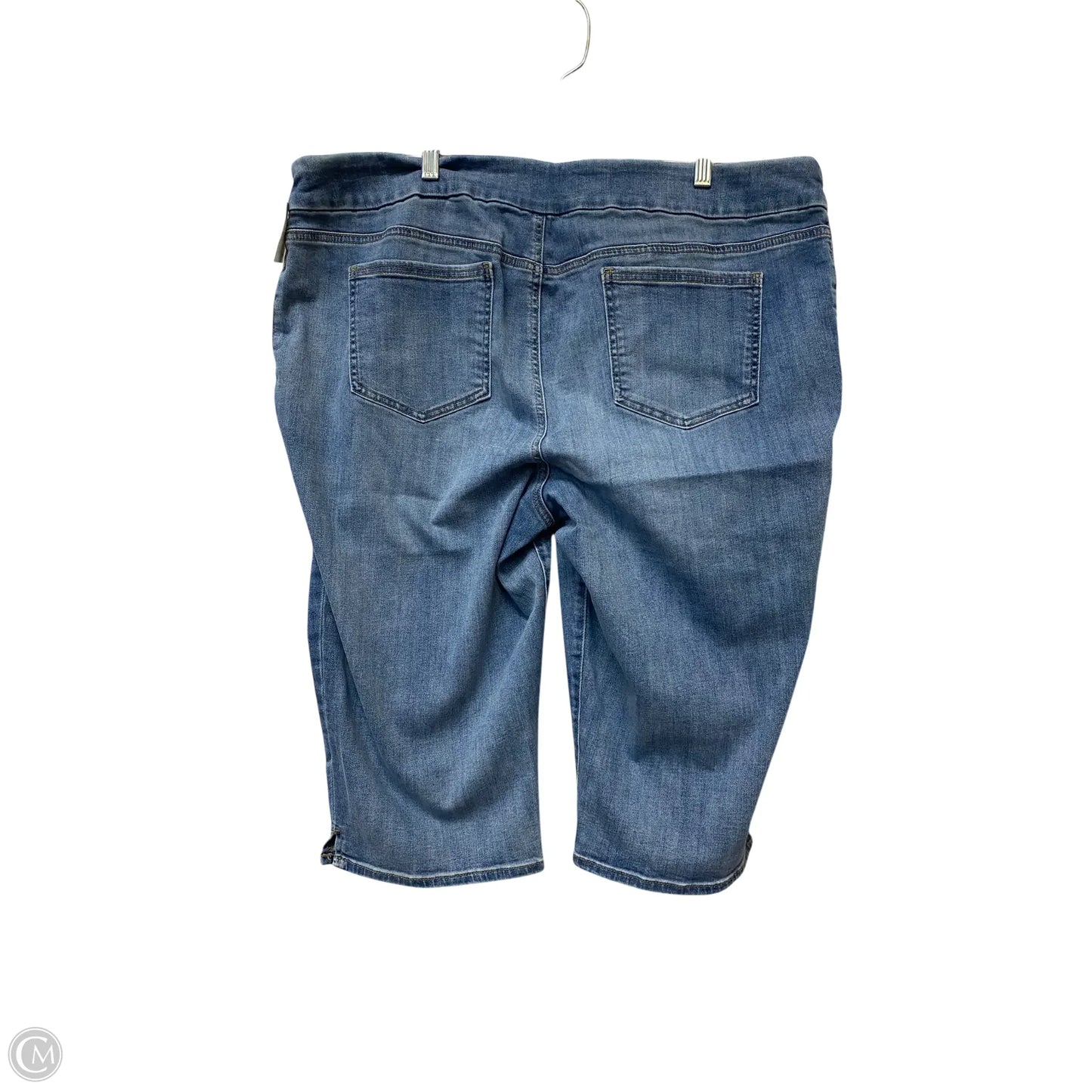 Capris By Chicsoul In Blue Denim, Size: 4