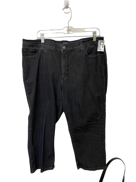 Capris By Clothes Mentor  Size: 16