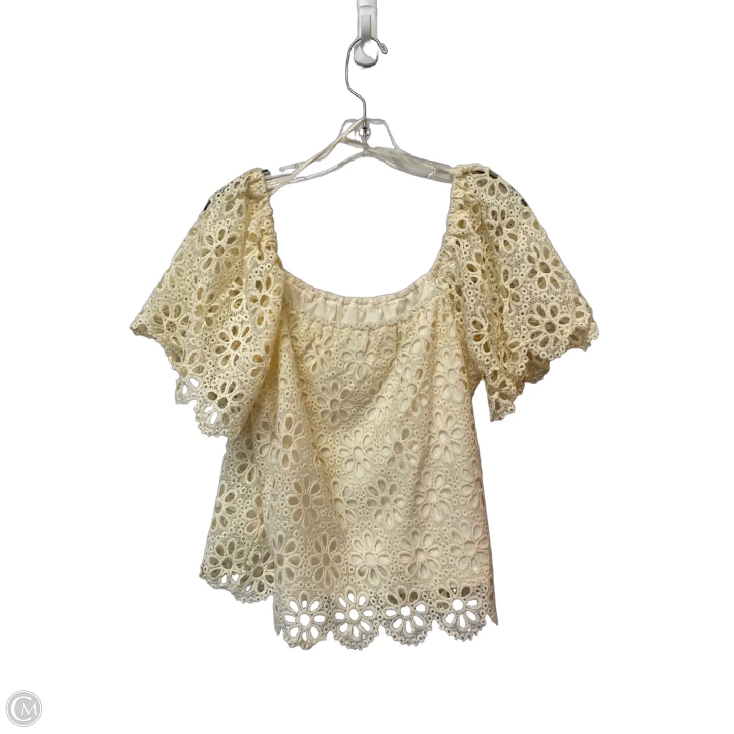 Top Short Sleeve By Clothes Mentor In Cream, Size: S