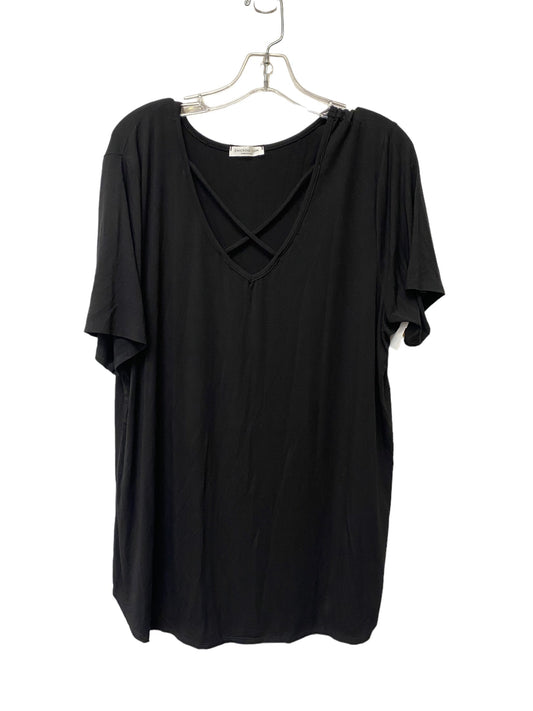 Top Short Sleeve By Chicsoul  Size: 2x