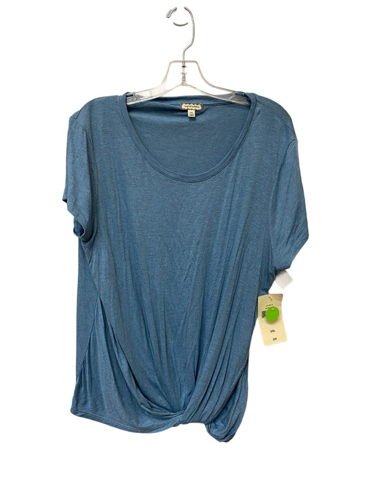 Top Short Sleeve By Eyeshadow  Size: 2x