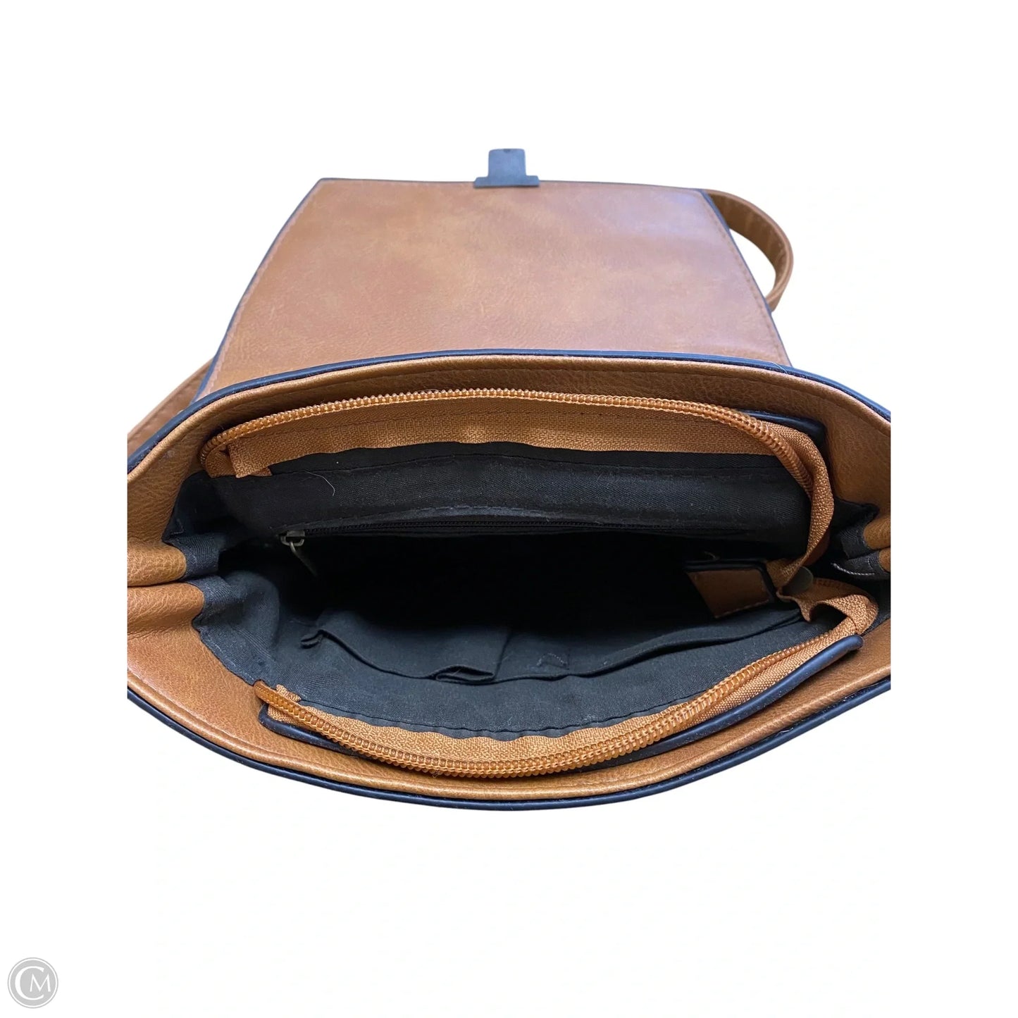 Crossbody By Clothes Mentor, Size: Medium