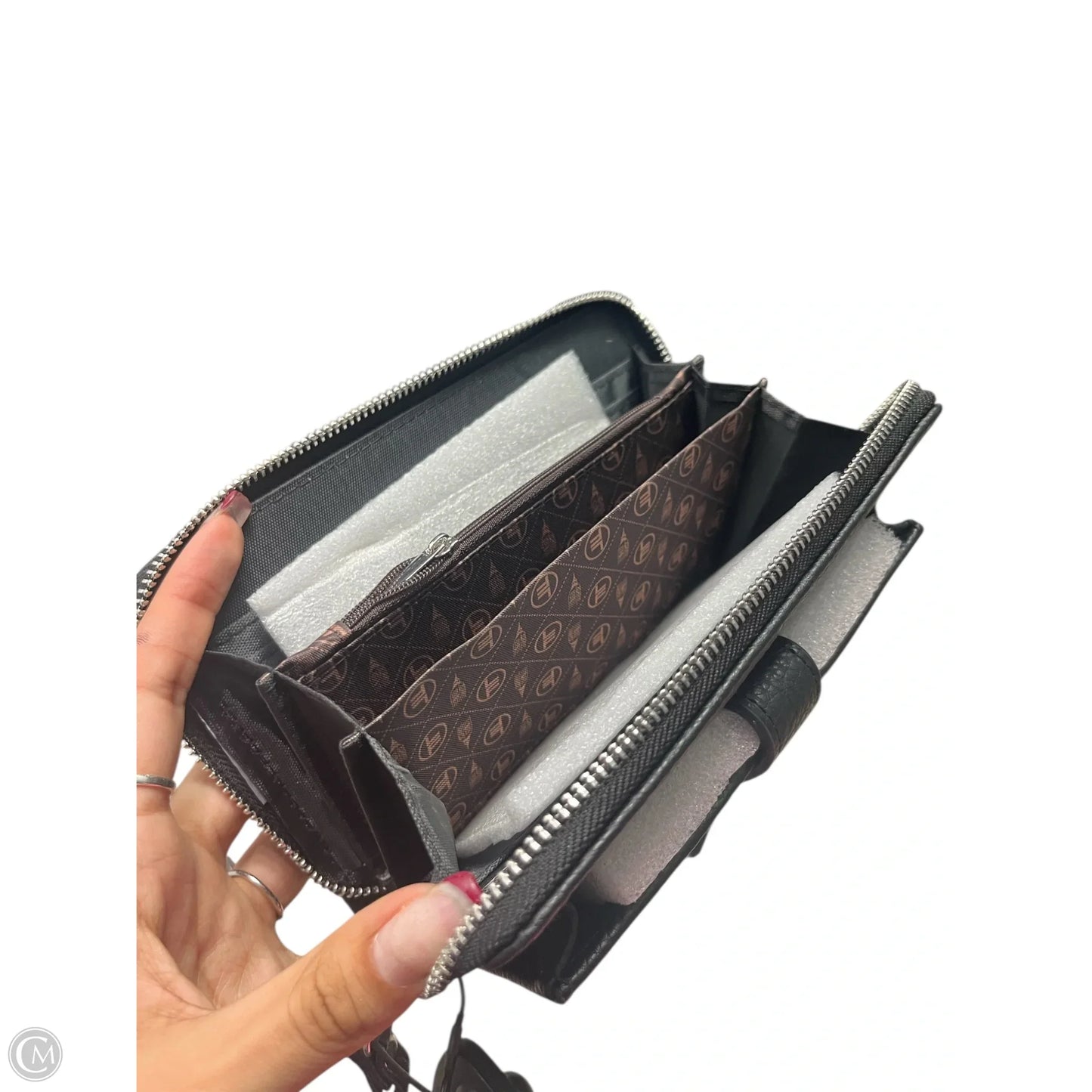 Wristlet By London Fog, Size: Medium