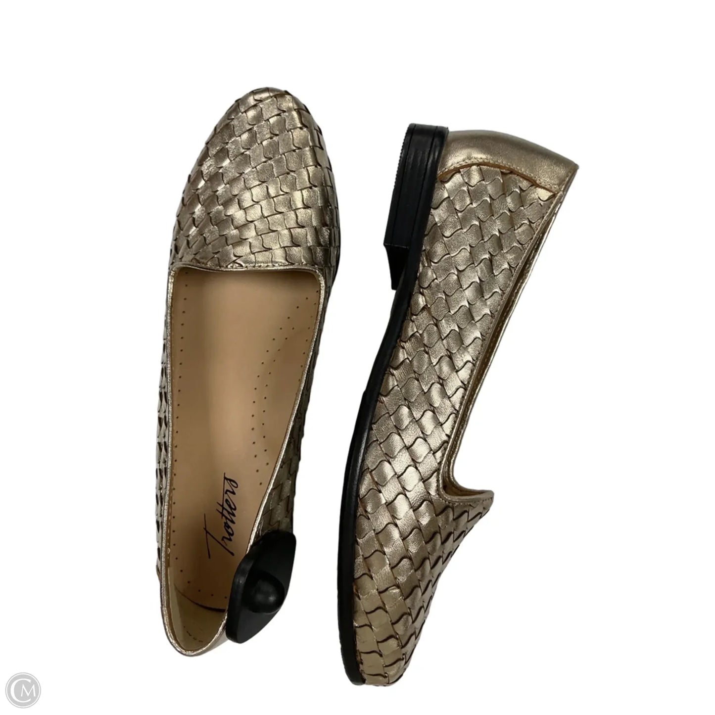 Sandals Flats By Clothes Mentor In Gold, Size: 9.5