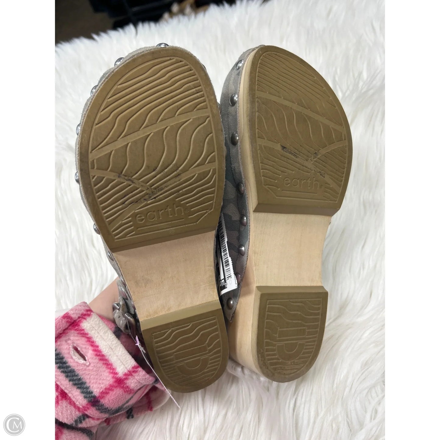 Shoes Heels Block By Earth In Grey, Size: 8
