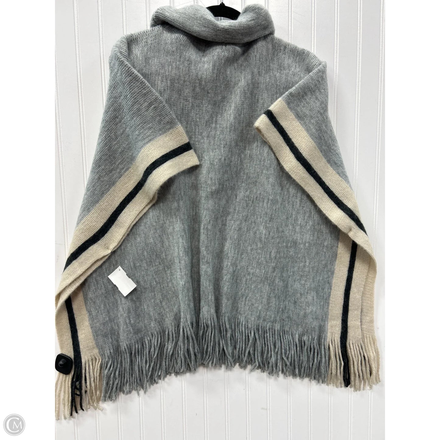 Shawl By Steve Madden In Grey, Size: Osfm