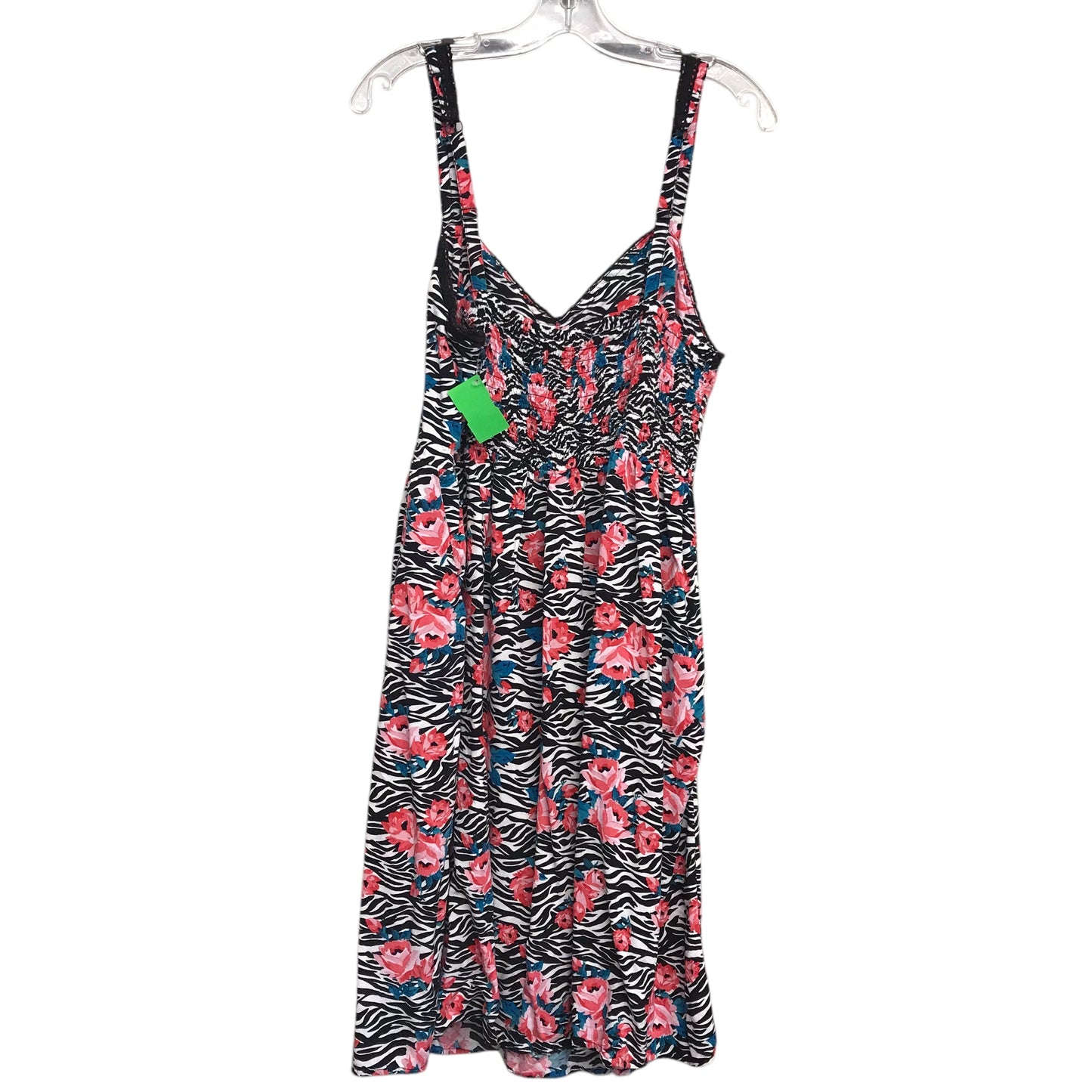 Dress Casual Short By Torrid In Black & White, Size:2X