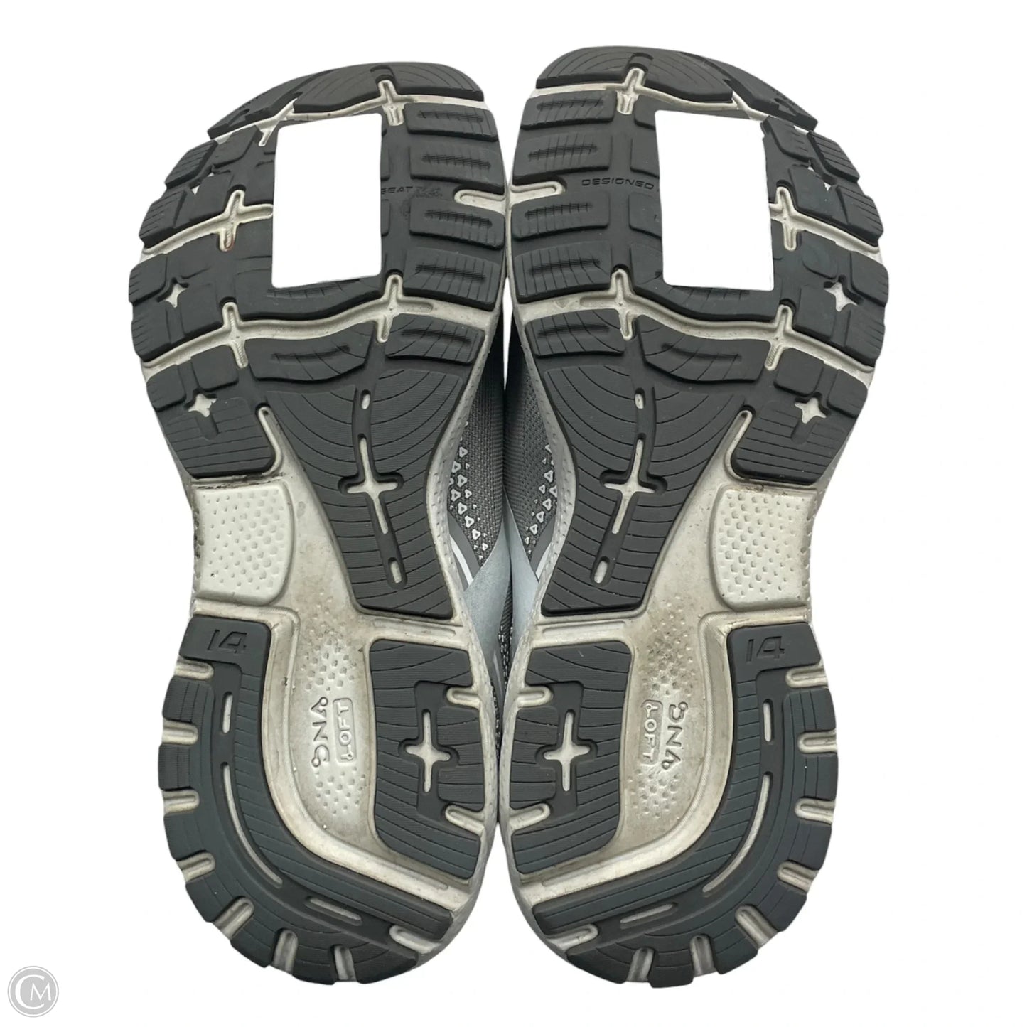 Shoes Athletic By Brooks In Grey & White, Size: 9.5